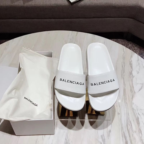 발렌시아가 남여공용 신상 슬리퍼 26326 화이트